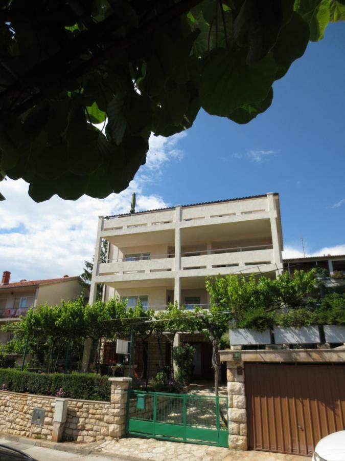 Apartment Petrinic V Póla Kültér fotó
